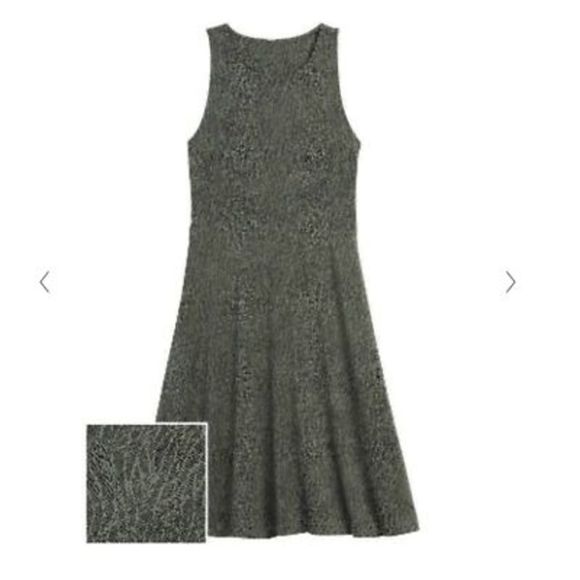 Athleta Santorini Thera Printed Dress in Mojave Laurel Olive Size XS - Picture 3 of 11